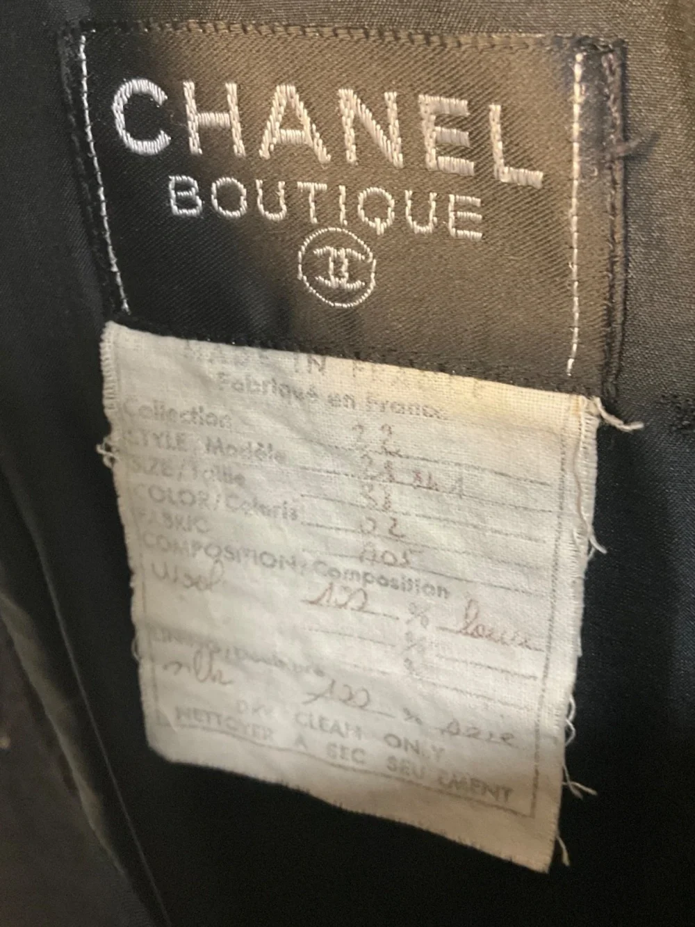 CHANEL VINTAGE BLACK SLEEVELESS WOOL GAUZE MIDI DRESS